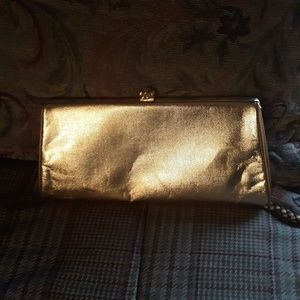 🌺GOLDTONE METALLIC CLUTCH Purse